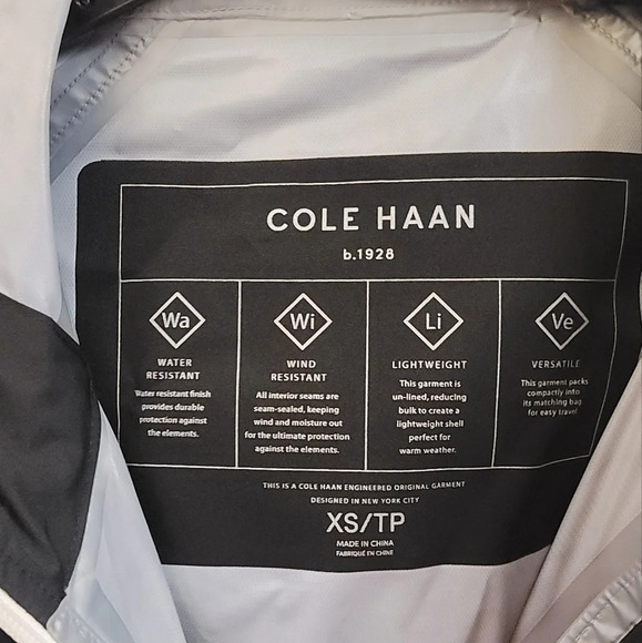 Cole Haan womens water resistant packable woven rain jacket - Picture 5 of 5